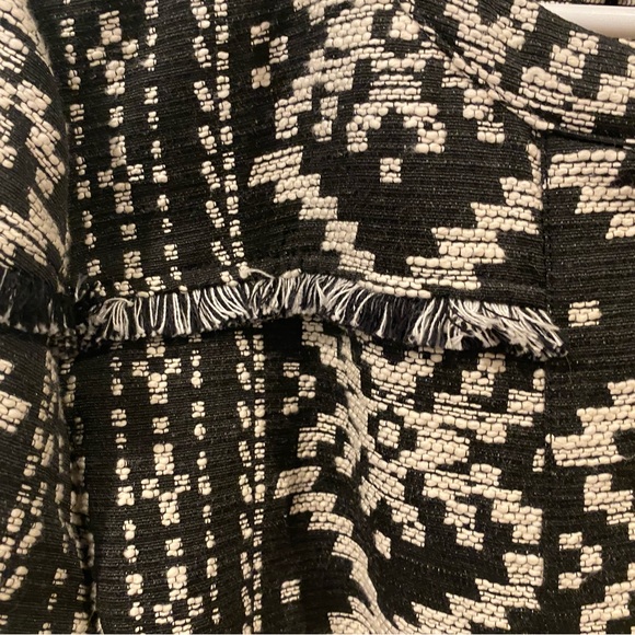Who What Wear black and white blazer with fringe detail, size large - Picture 3 of 5